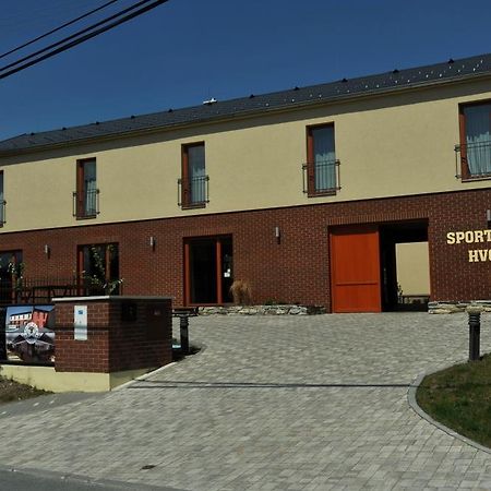 Sport Klub Hvozd Hotell Exteriör bild