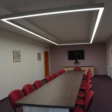 Sport Klub Hvozd Hotell Exteriör bild
